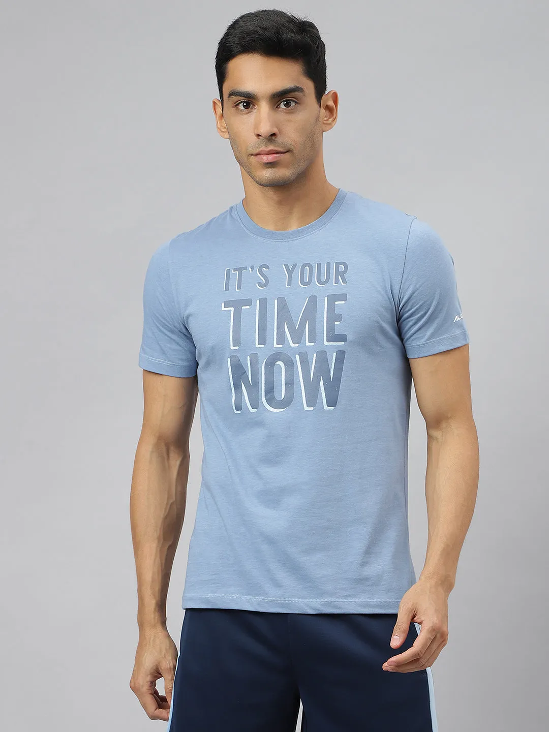 WaterResistant Coating Alcis Men Faded Denim Graphic Print Soft-Touch Regular-Fit Athleisure T-Shirt