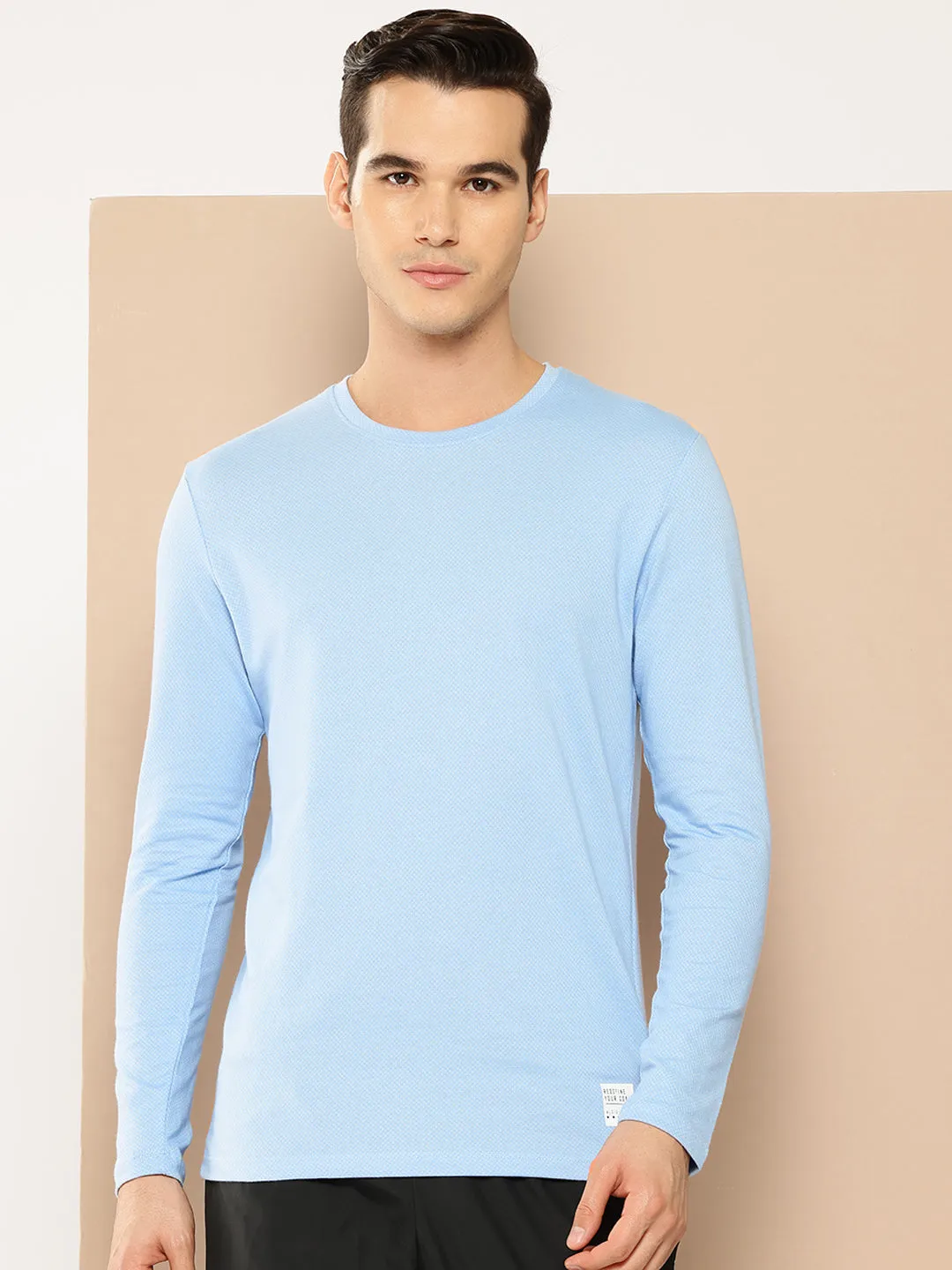 Inner Peace Men Yoga Tee MicroPerforatedTexture Shine Fit