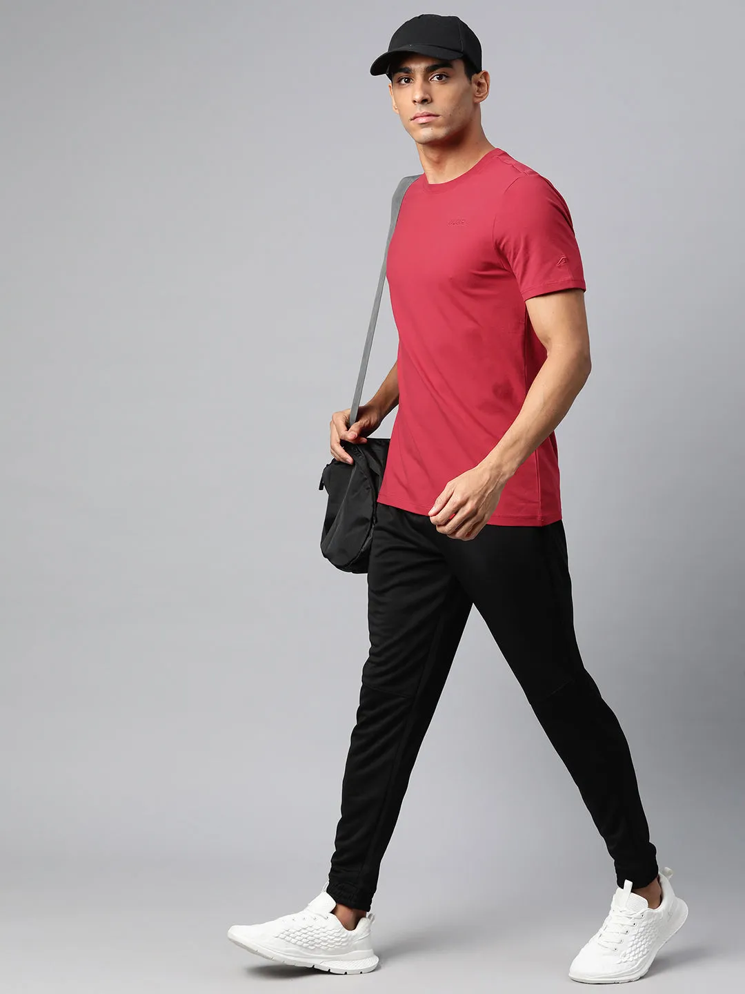 WrinkleFreeTexture Alcis Men Solid Stretchex Slim Fit T-shirt