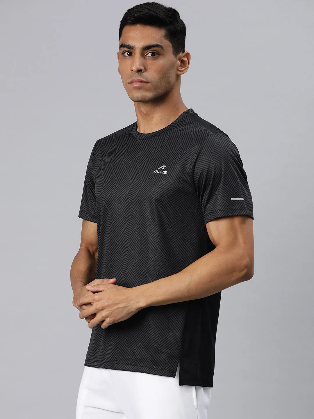 Alcis Men Grey Printed Anti Static Slim Fit T-shirt DoubleStitchedSeams Quiet Charm